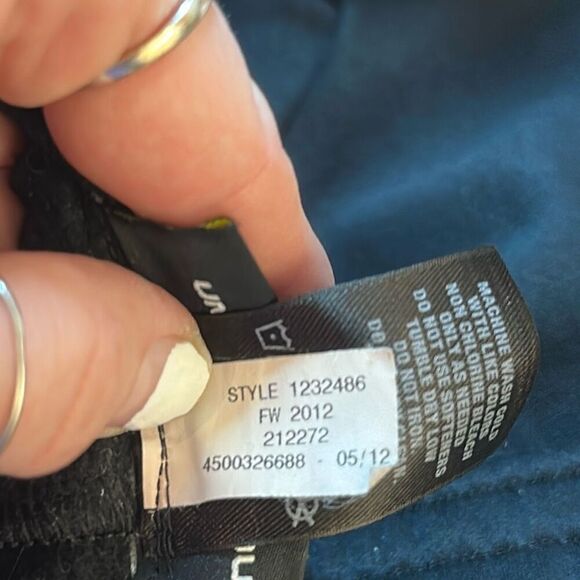 Under Armour Semi Fitted Black Sweat Athletic Storm Pants size M Medium - Picture 9 of 10